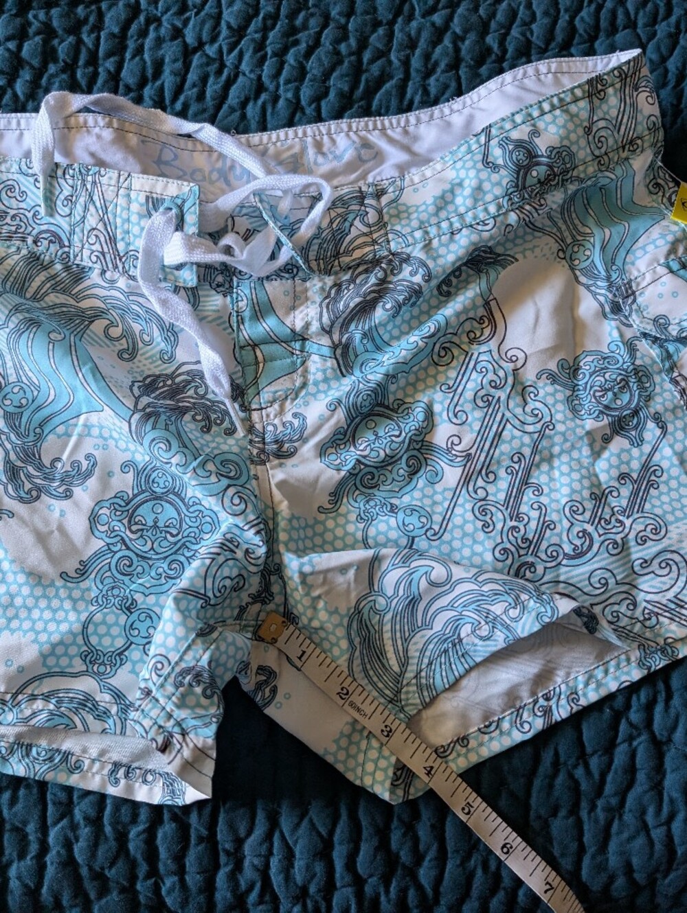Body Glove Size 11 Light Teal and White Printed Swim Trunks